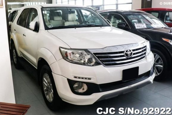 2014 Toyota / Fortuner Stock No. 92922